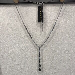 GIVENCHY elgant Silver and Green ombré Necklace